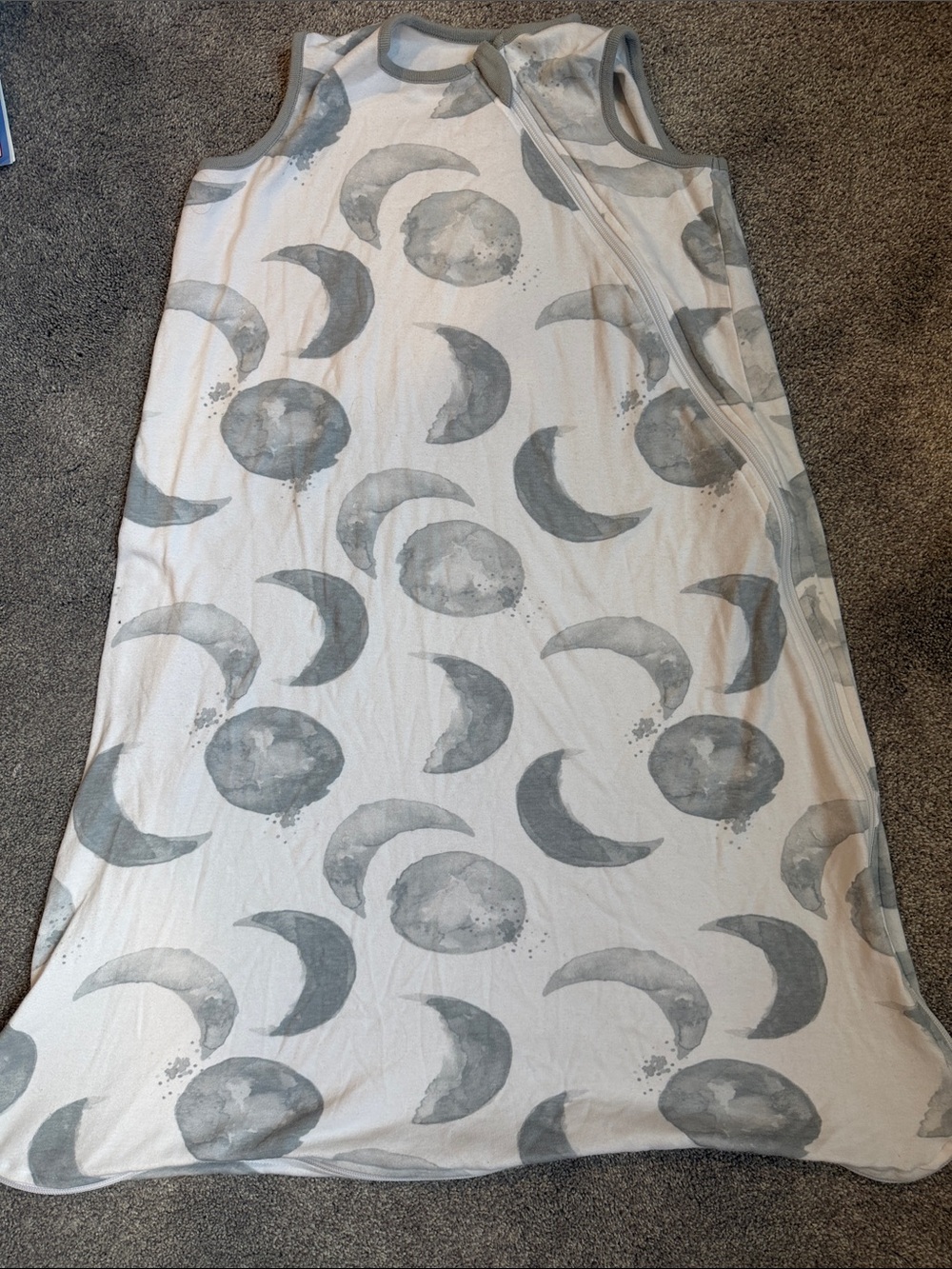 Burt's Bees Baby Moon Print Sleep Sack in Gray and White